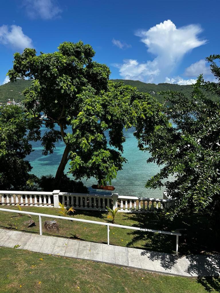 Bequia Plantation Hotel Port Elizabeth Eksteriør bilde